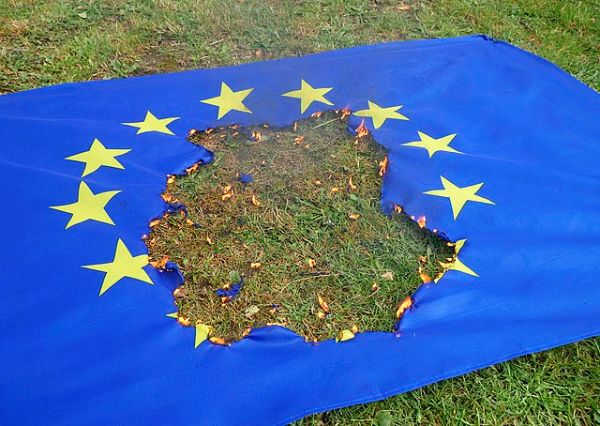 burning EU flag