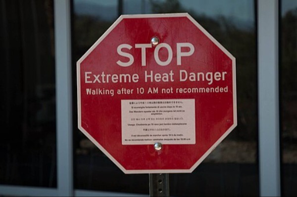 Heat danger sign