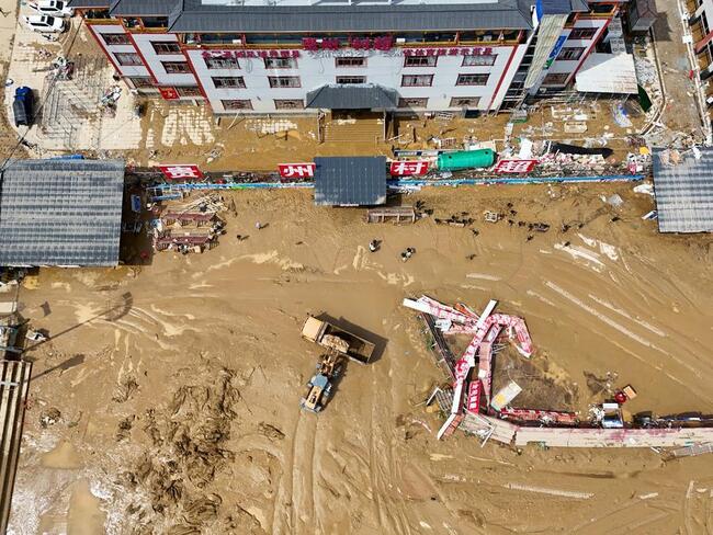 Xinhua flooding 650x488