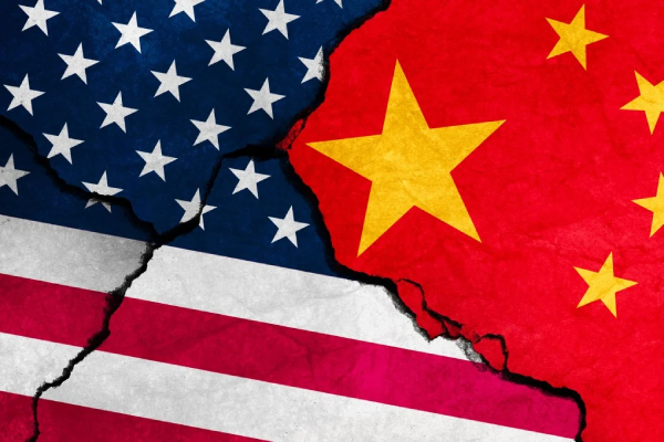 China vs USA flags